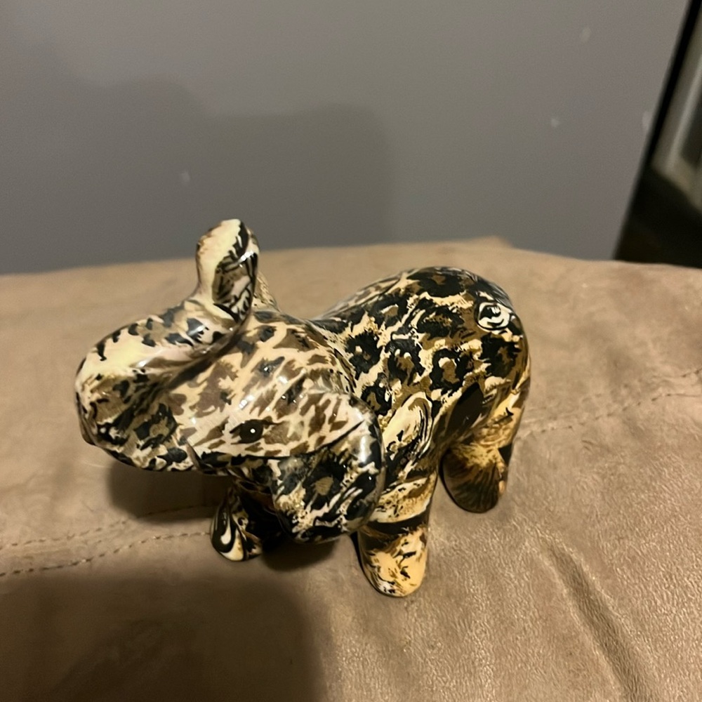 Elephant kickback